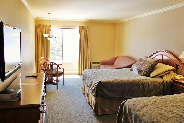 Columbus Inn image 4